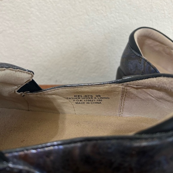 Alegria Women's Sz 8-8.5/EU38 Multicolor Black/Blue Leather PG Lite Loafer Swirl - Picture 9 of 11